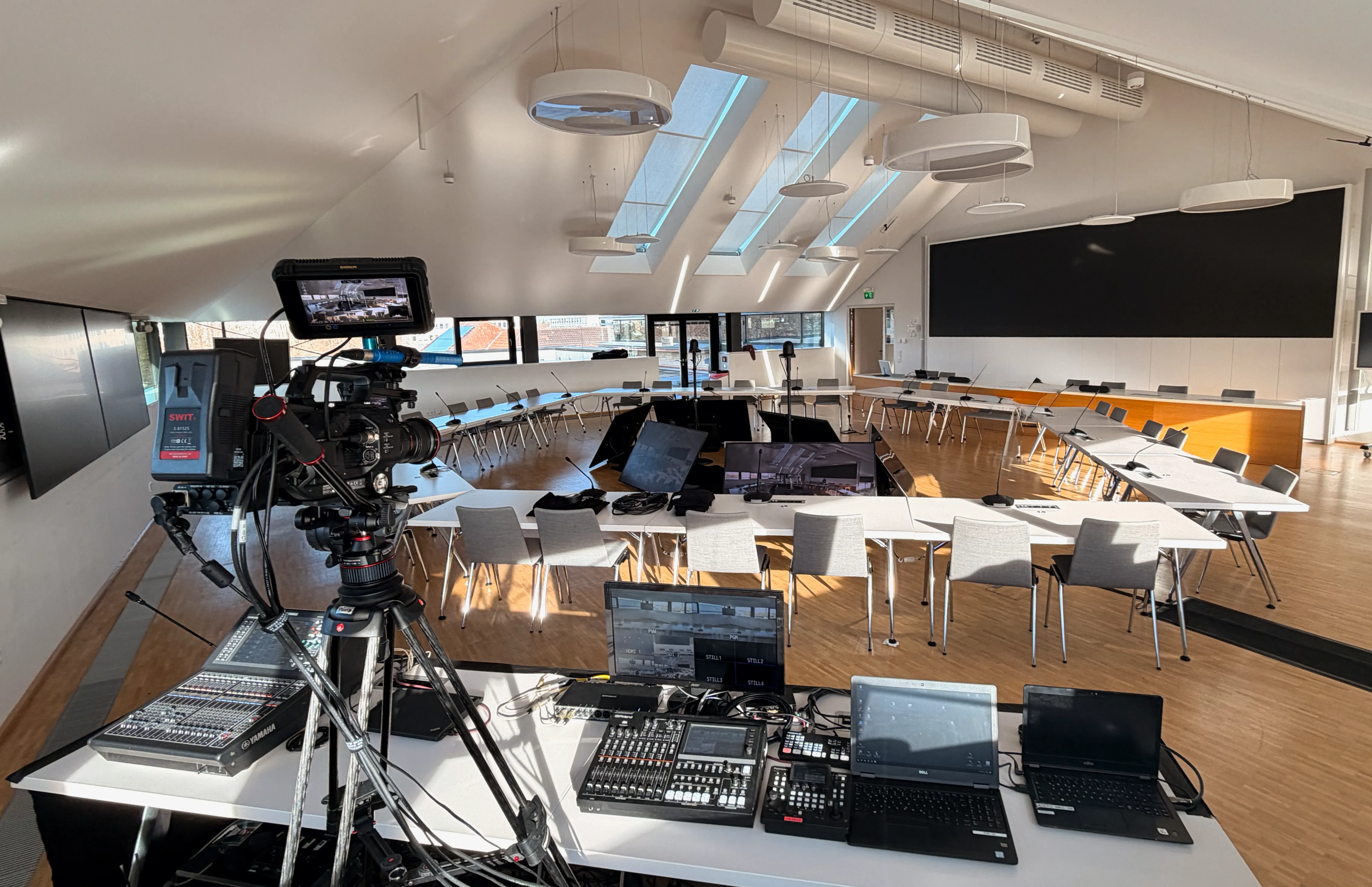 TV-Kameramann/ EB-Team